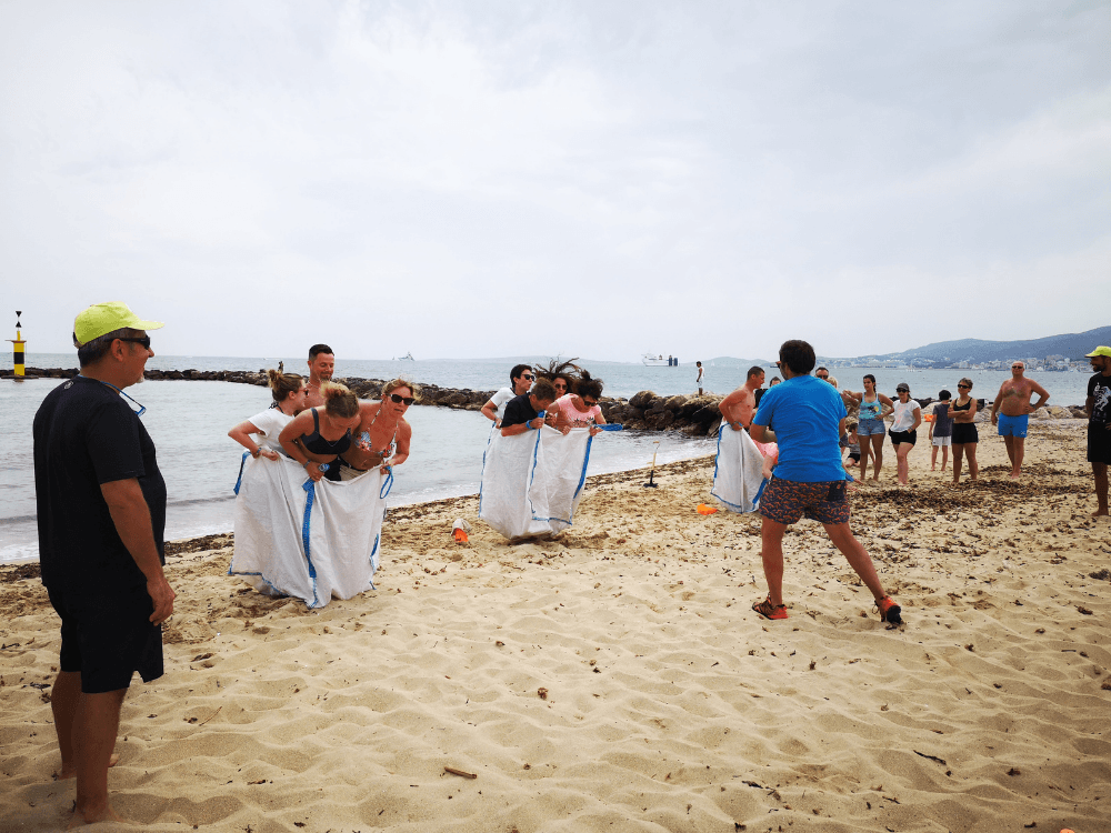 carreras de sacos en equipo